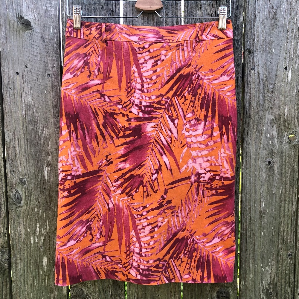 Table Eight Australia Botanical Print Pencil Skirt